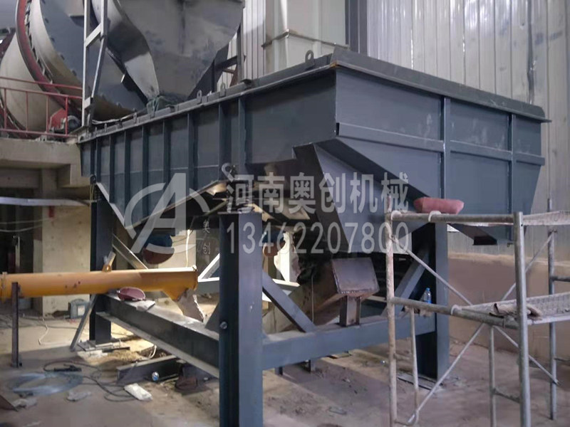 烘干砂生產(chǎn)線分級專用直線振動篩選機篩網(wǎng)的選型以及篩網(wǎng)安裝的注意事項 烘干砂生產(chǎn)線分級專用直線振動篩選機篩網(wǎng)的選型以及篩網(wǎng)安裝的注意事項