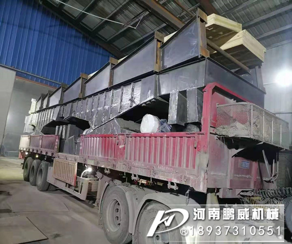 直線振動篩應該怎么正確的加料？